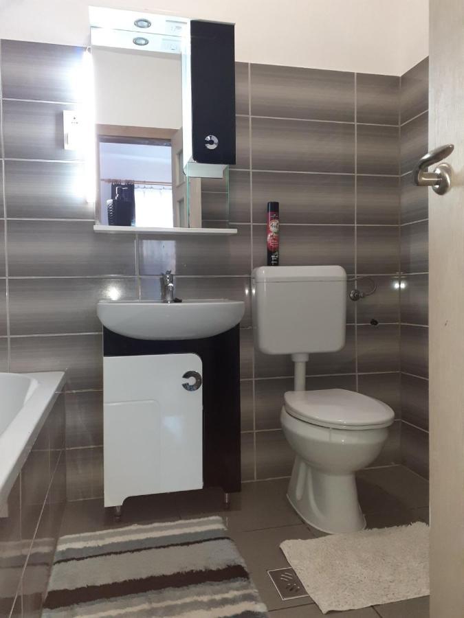 Oazis Apartman Sárospatak エクステリア 写真