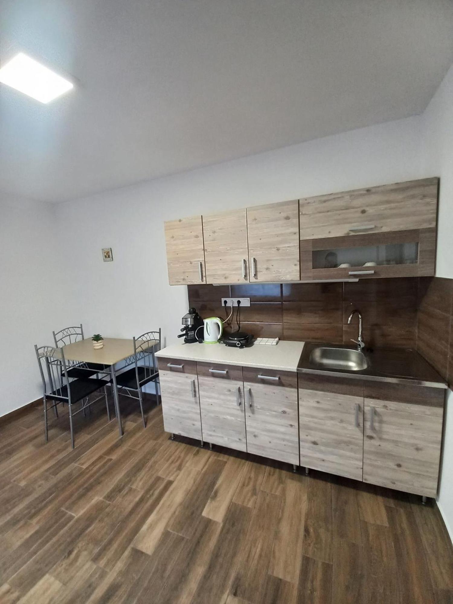 Oazis Apartman Sárospatak エクステリア 写真